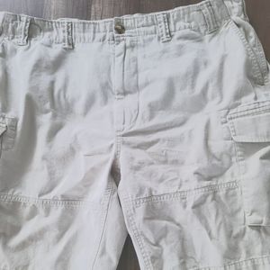 Men's Polo Ralph Lauren khaki cargo shorts size 38